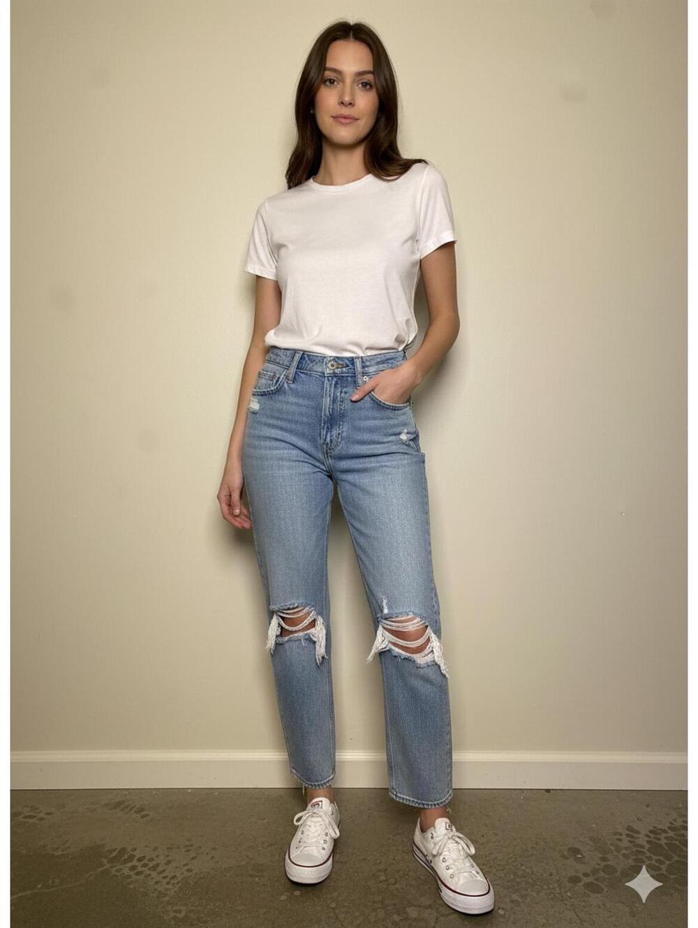 ABERCROMBIE & FITCH - The 90s Straight Ultra High Rise Distressed Jeans - 26/2R